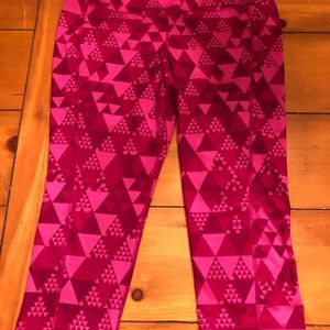 Old Navy Active Cropped Leggings
